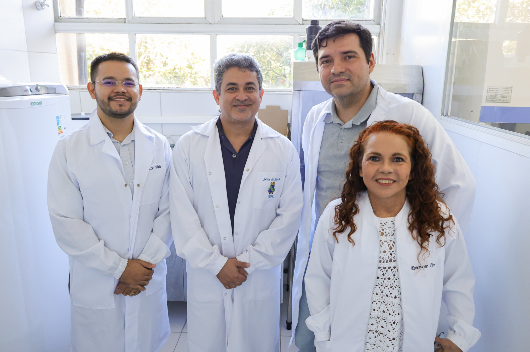 Imagem dos pesquisadores do Laboratório de Física Biológica
